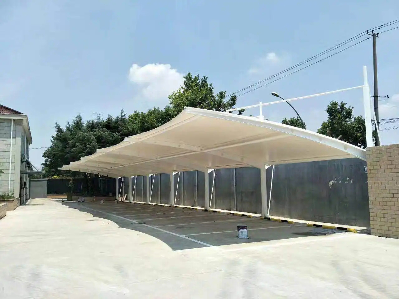 江油市汽车停车棚